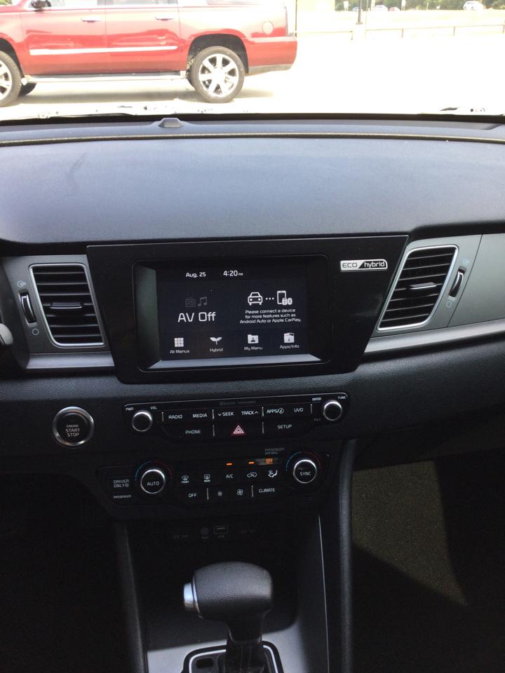 Kia Niro LX FWD 2019
