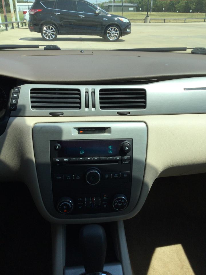 Chevrolet Impala 4dr Sdn 3.5L LT 2008