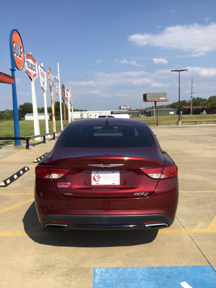 Chrysler 200 4dr Sdn S AWD 2016