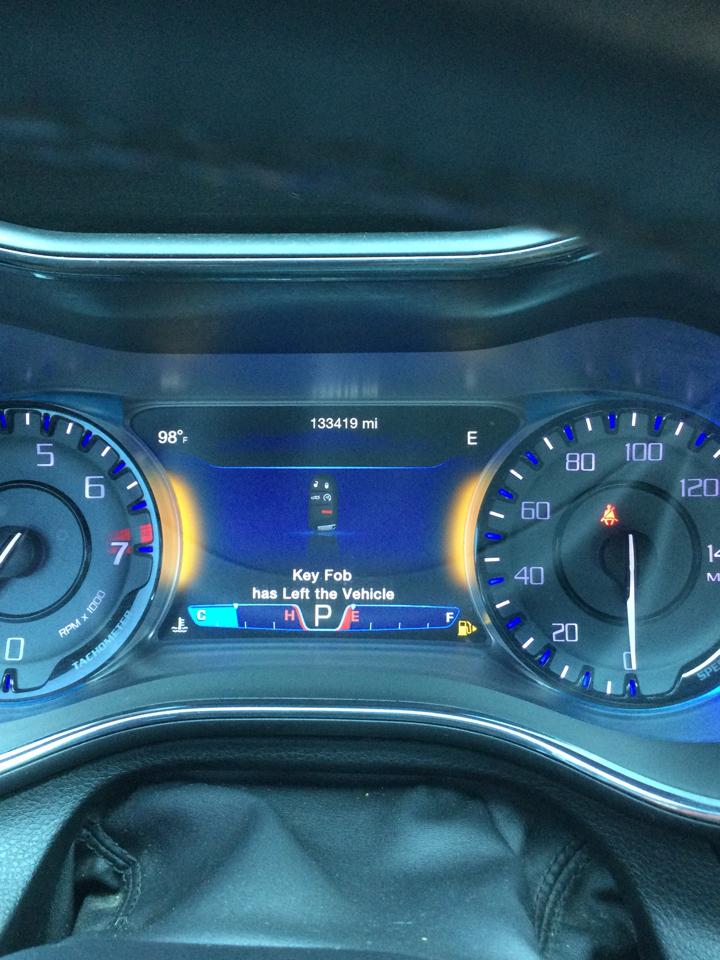 Chrysler 200 4dr Sdn S AWD 2016
