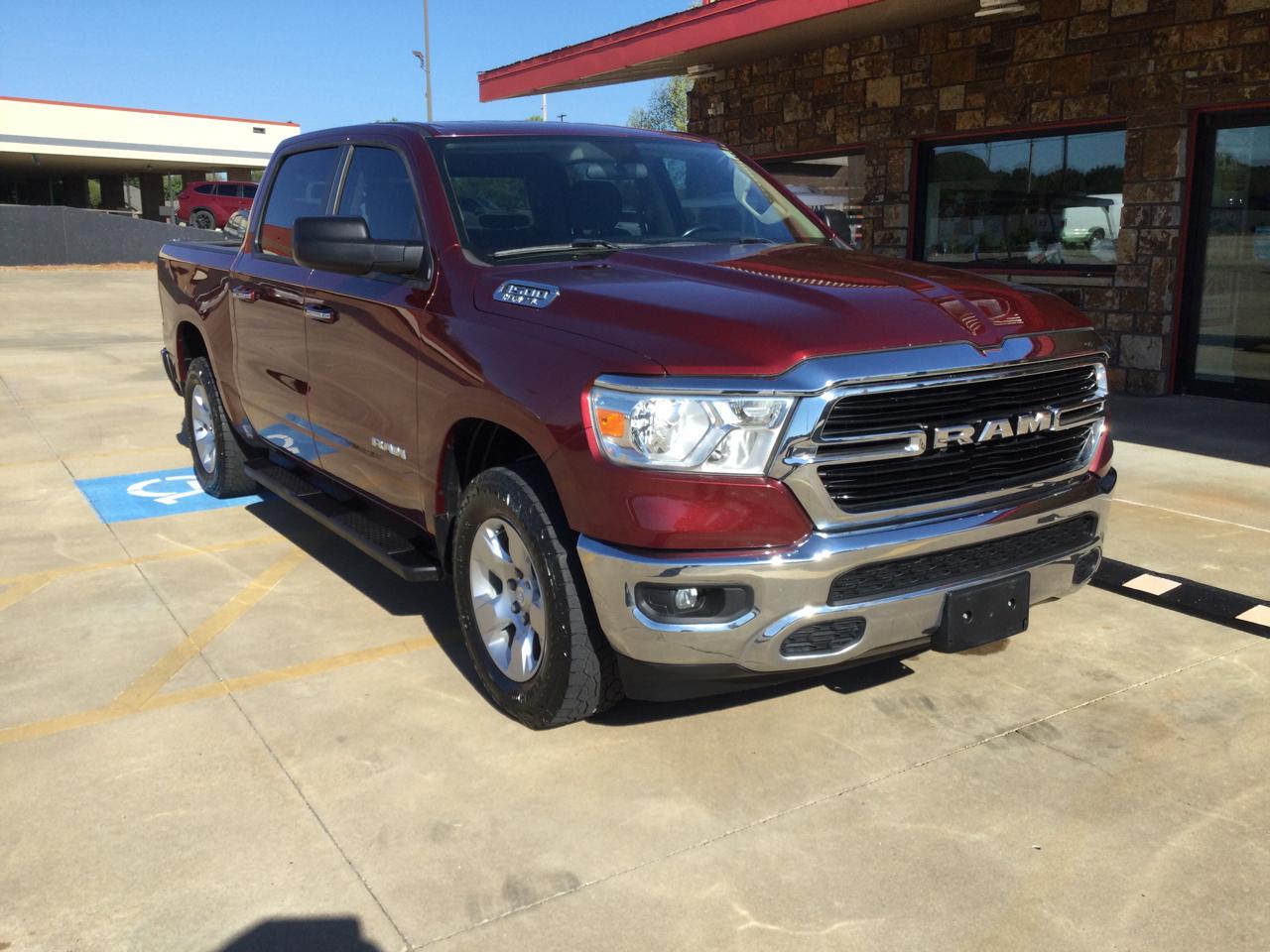 RAM 1500 Big Horn/Lone Star 4x4 Crew Cab 5'7" Box 2019