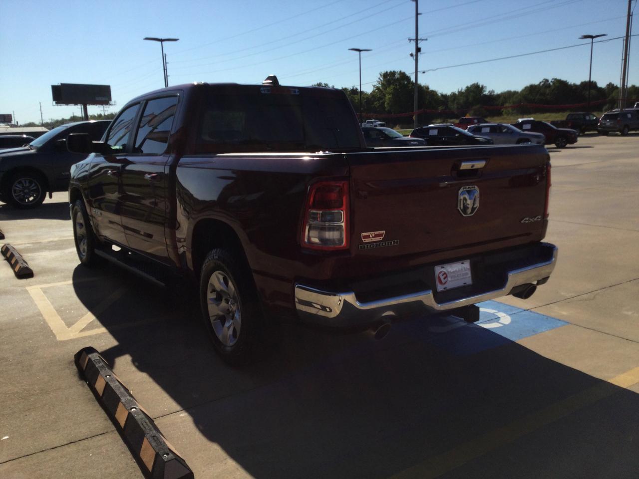 RAM 1500 Big Horn/Lone Star 4x4 Crew Cab 5'7" Box 2019