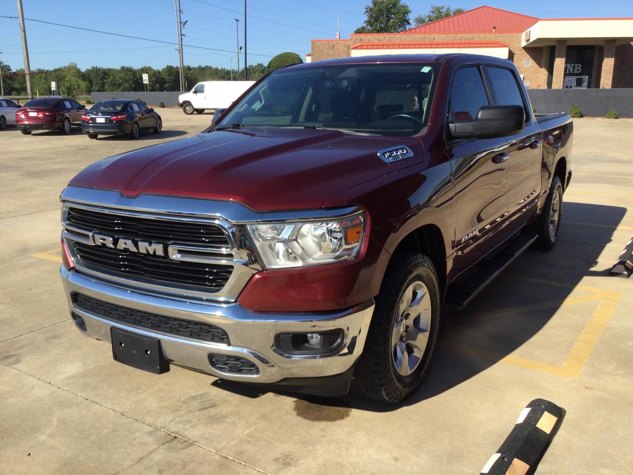 RAM 1500 Big Horn/Lone Star 4x4 Crew Cab 5'7" Box 2019