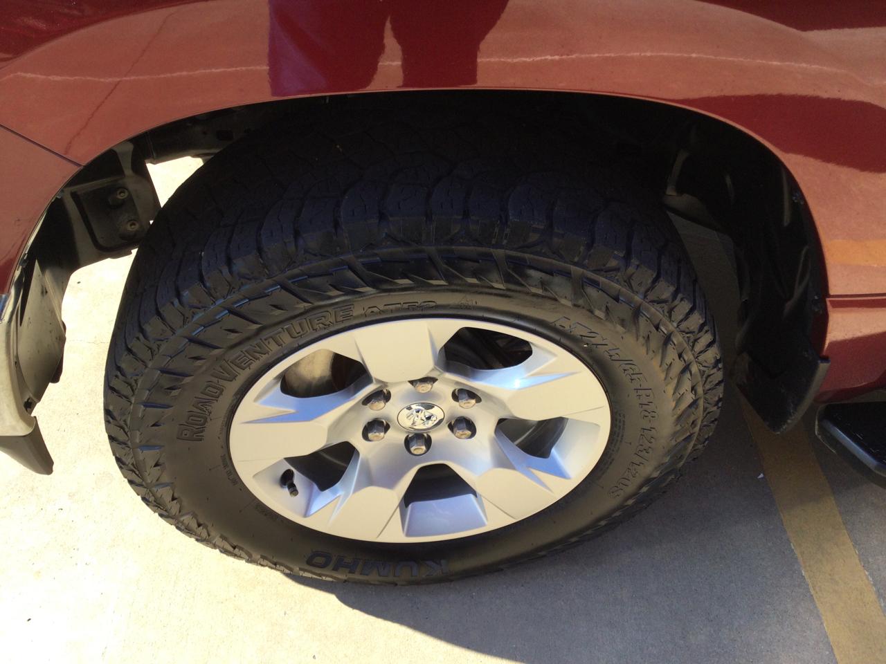 RAM 1500 Big Horn/Lone Star 4x4 Crew Cab 5'7" Box 2019
