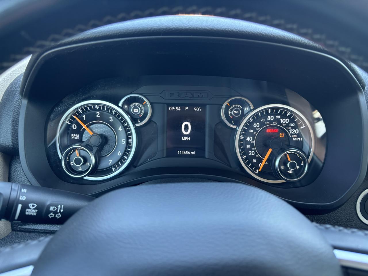 RAM 1500 Big Horn/Lone Star 4x4 Crew Cab 5'7" Box 2019