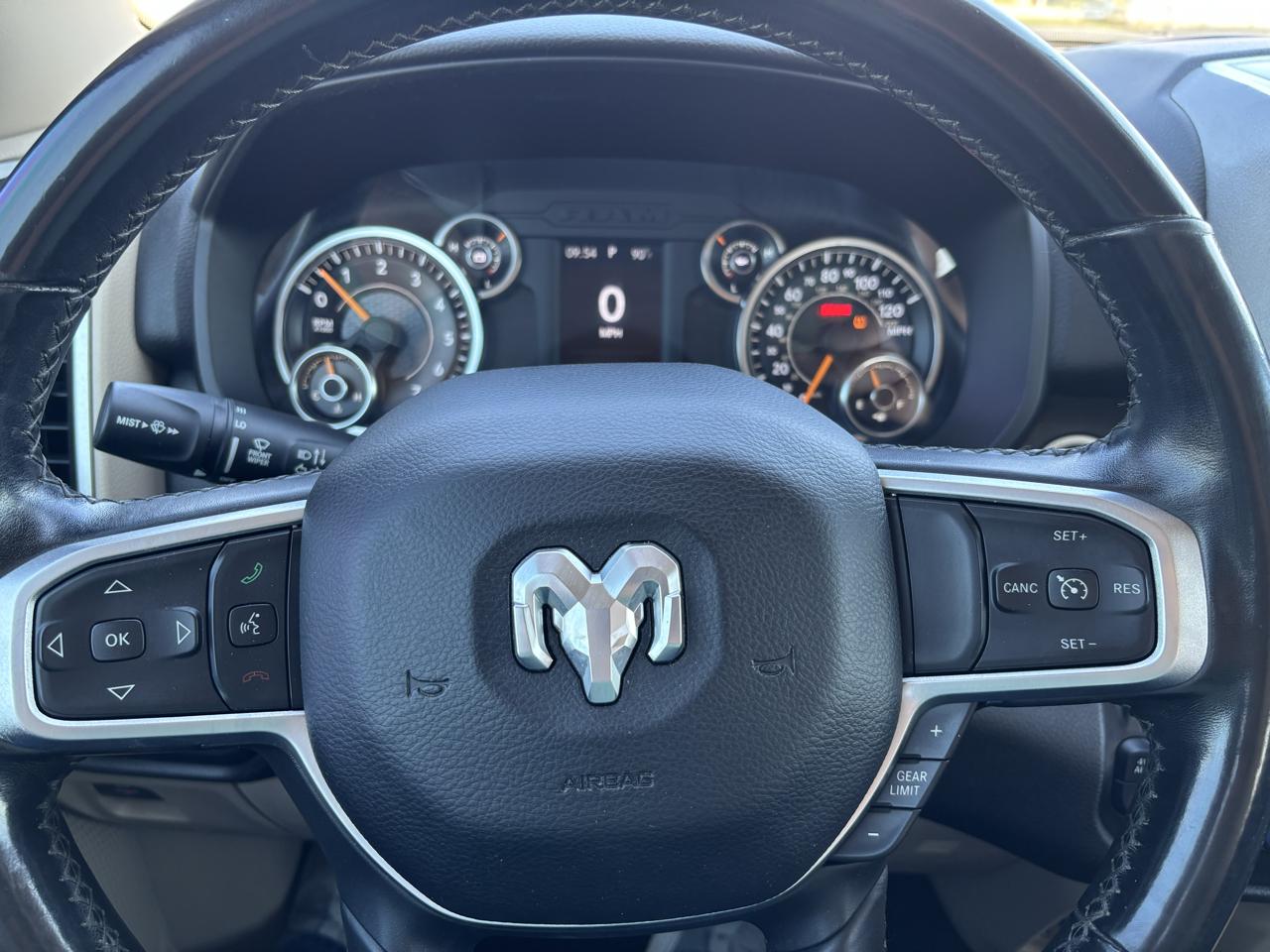 RAM 1500 Big Horn/Lone Star 4x4 Crew Cab 5'7" Box 2019