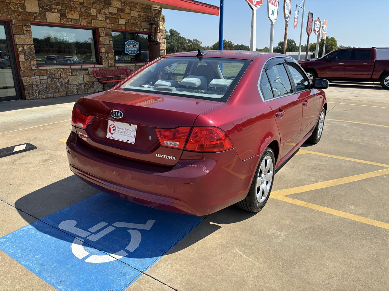 Kia Optima 4dr Sdn I4 Auto LX 2009