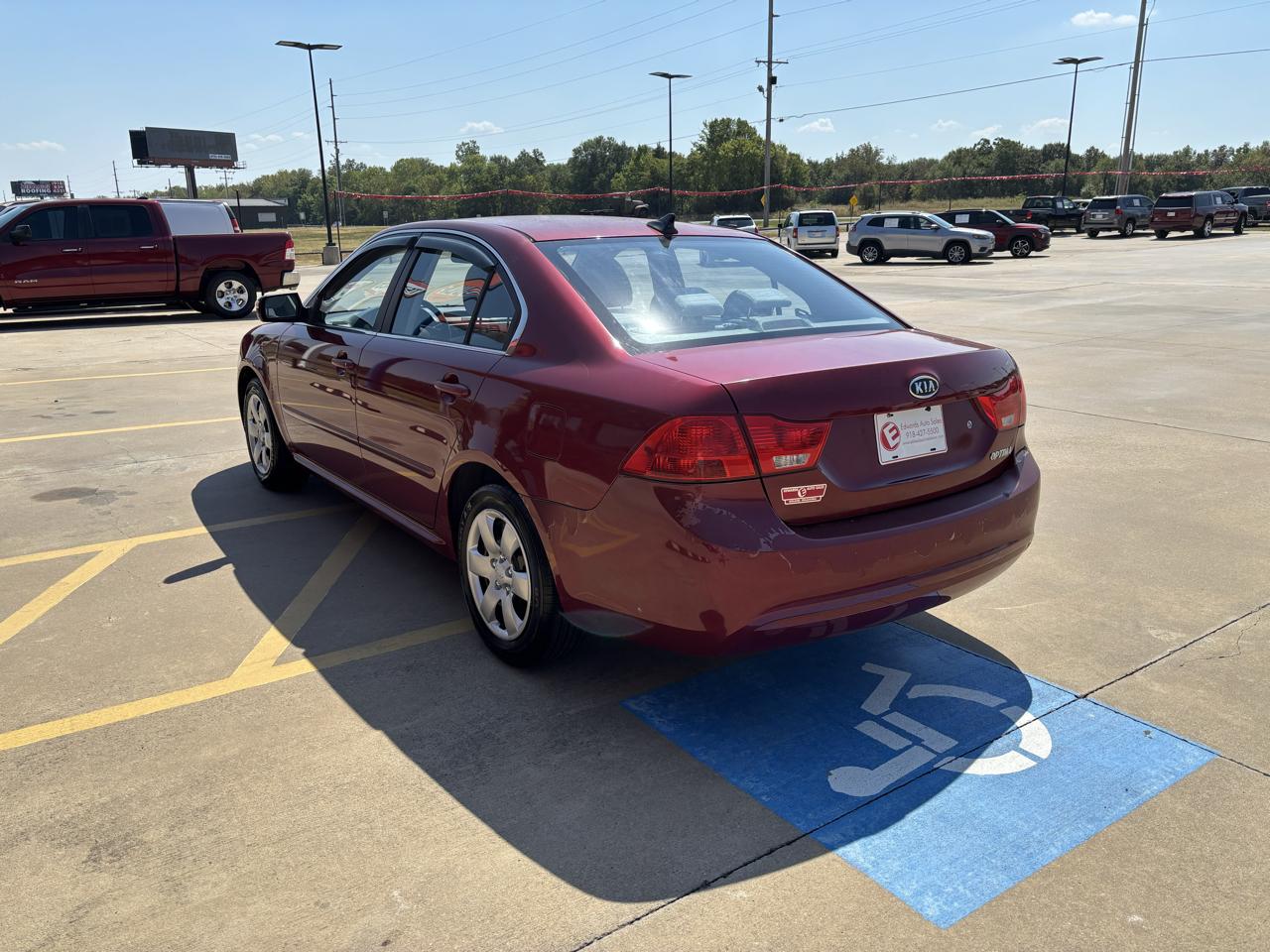 Kia Optima 4dr Sdn I4 Auto LX 2009