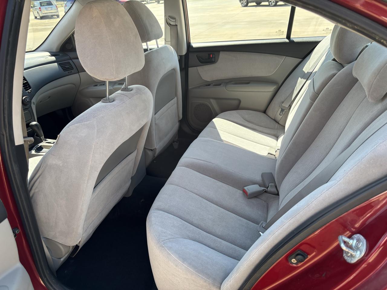 Kia Optima 4dr Sdn I4 Auto LX 2009