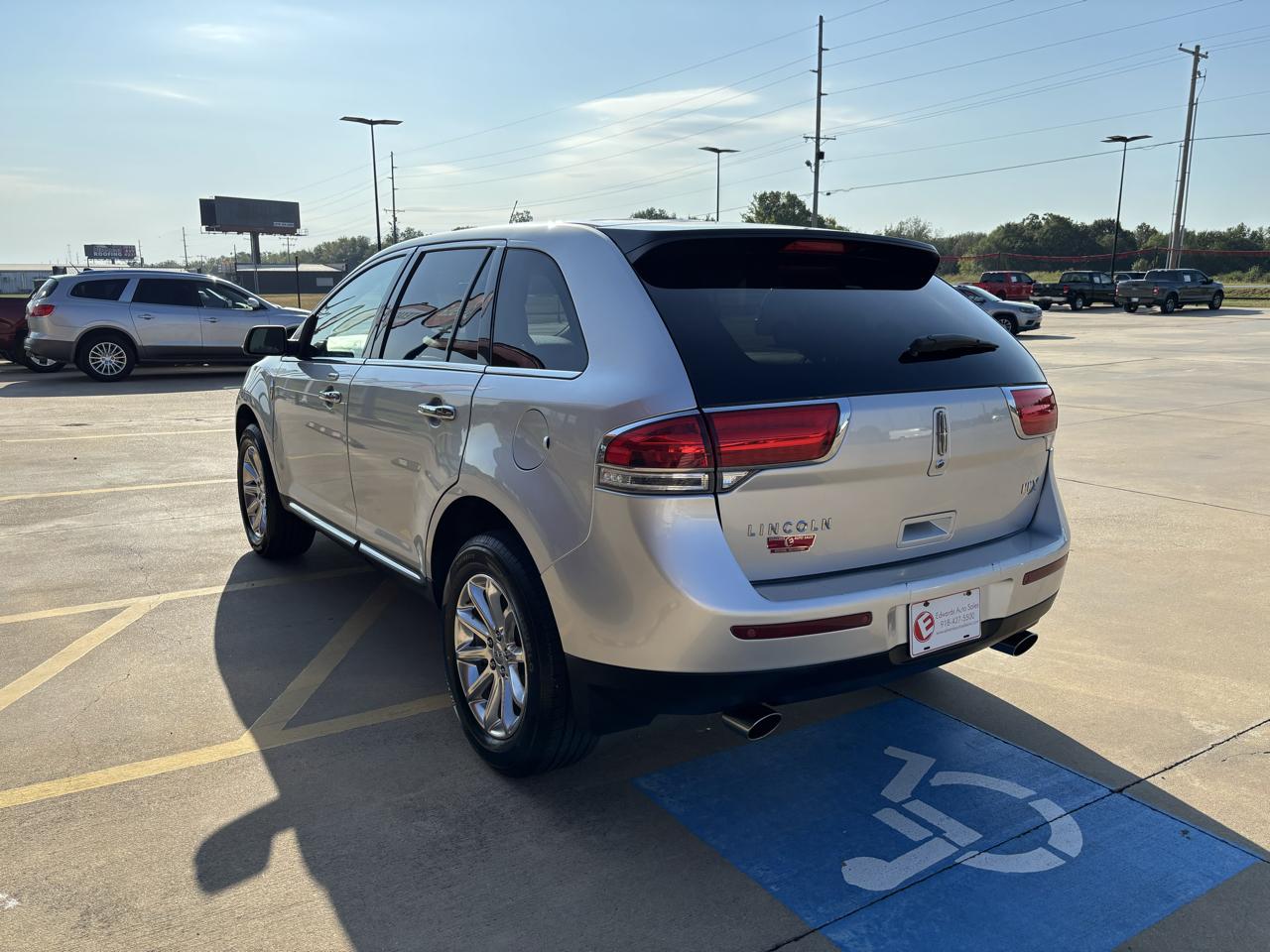 Lincoln MKX FWD 4dr 2012