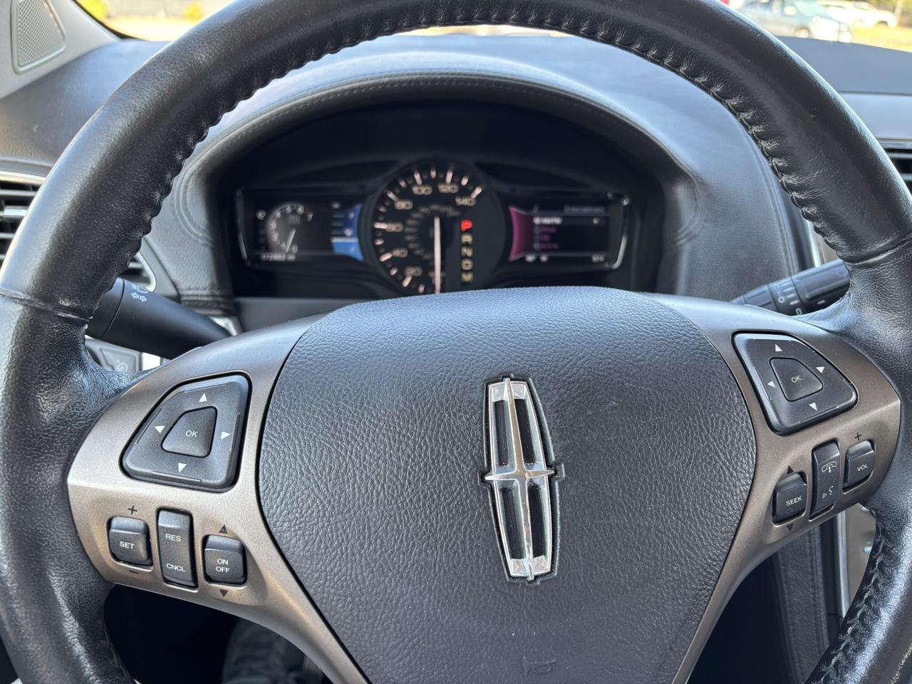 Lincoln MKX FWD 4dr 2012