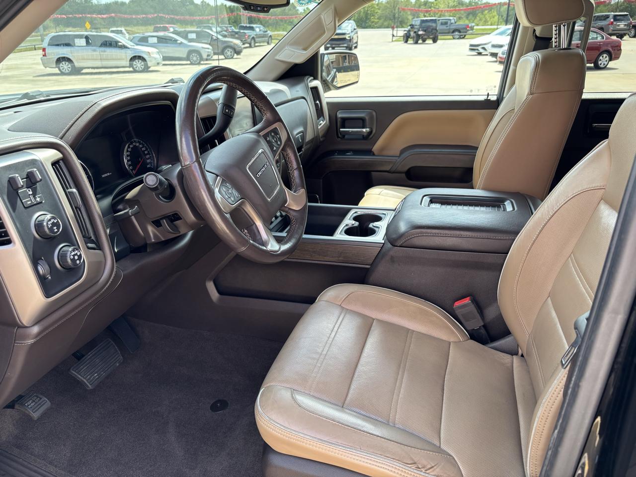 GMC Sierra 1500 4WD Crew Cab 143.5" Denali 2018
