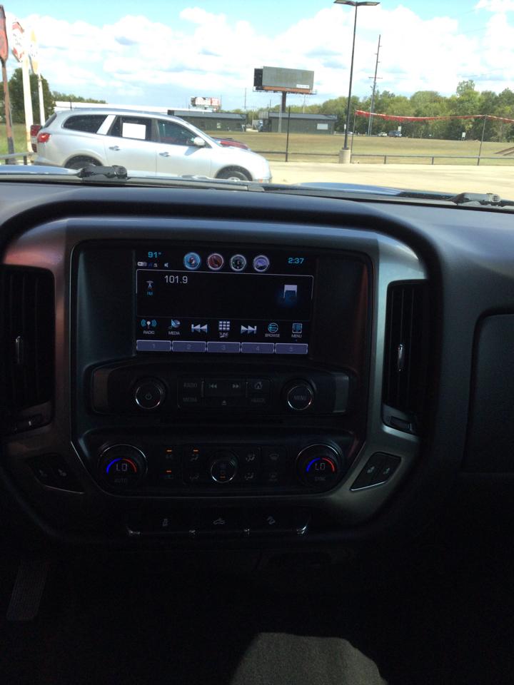 Chevrolet Silverado 1500 4WD Crew Cab 143.5" LT w/2LT 2018
