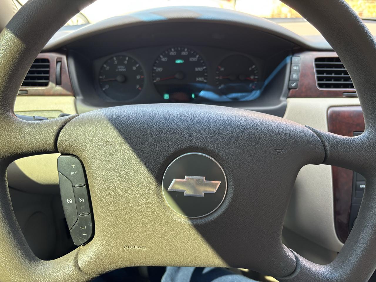 Chevrolet Impala 4dr Sdn LS 2008