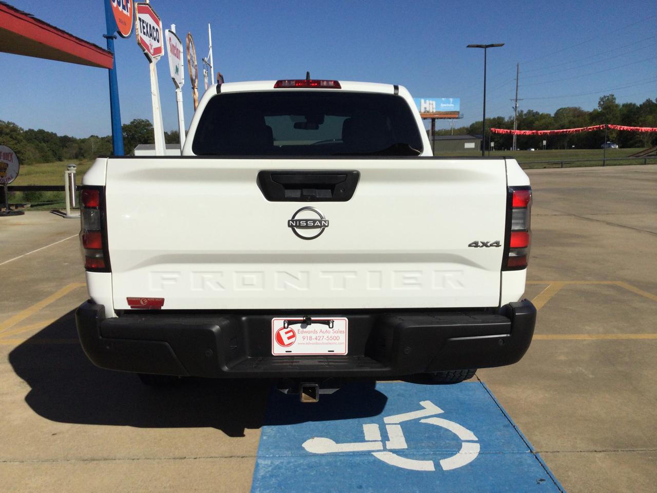Nissan Frontier Crew Cab 4x4 S Auto 2022