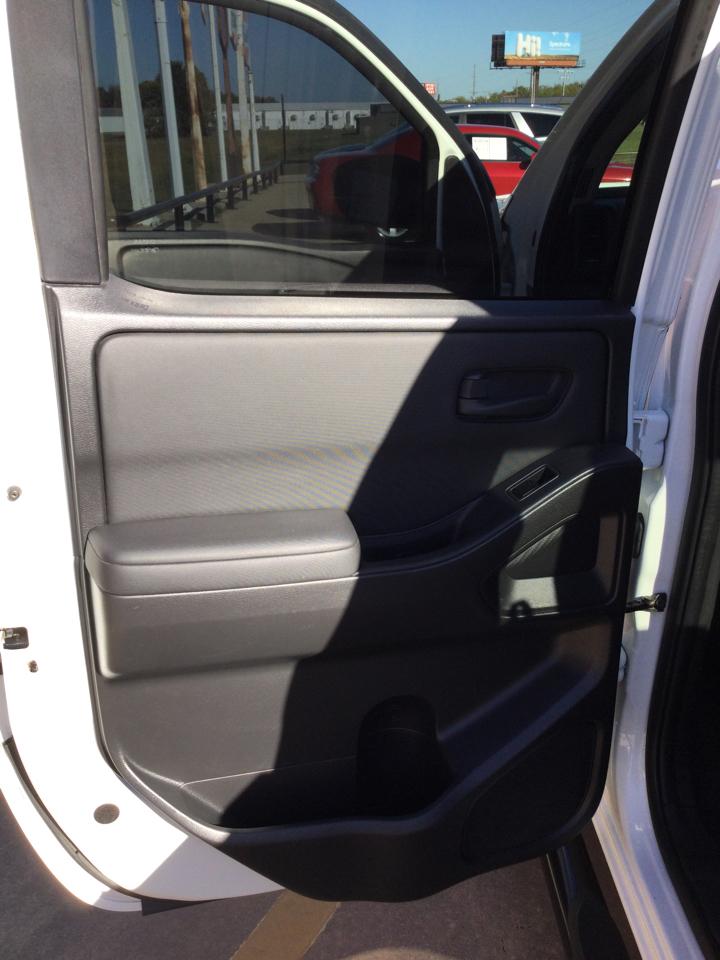 Nissan Frontier Crew Cab 4x4 S Auto 2022