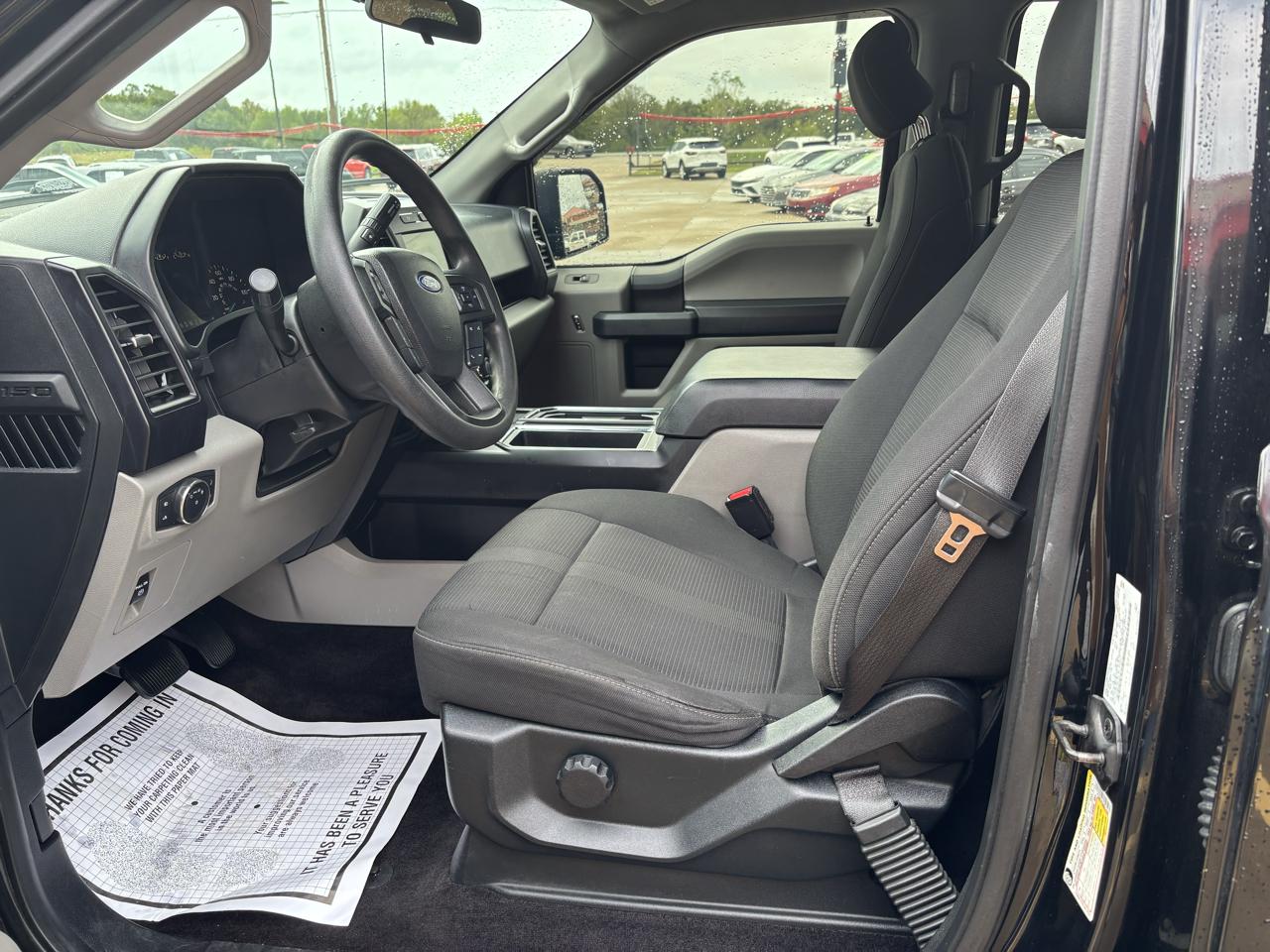 Ford F-150 4WD SuperCab 145" XL 2017