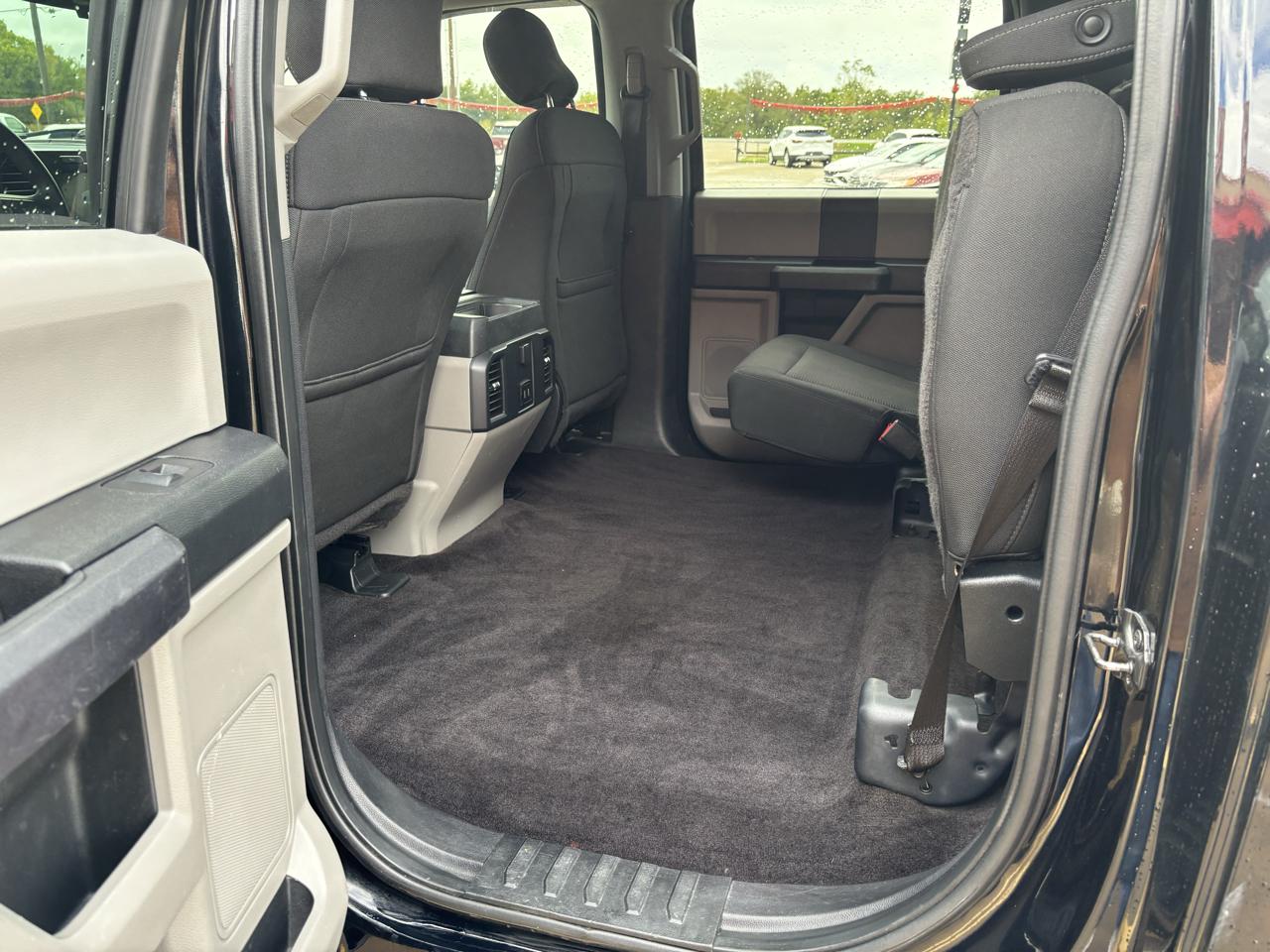 Ford F-150 4WD SuperCab 145" XL 2017