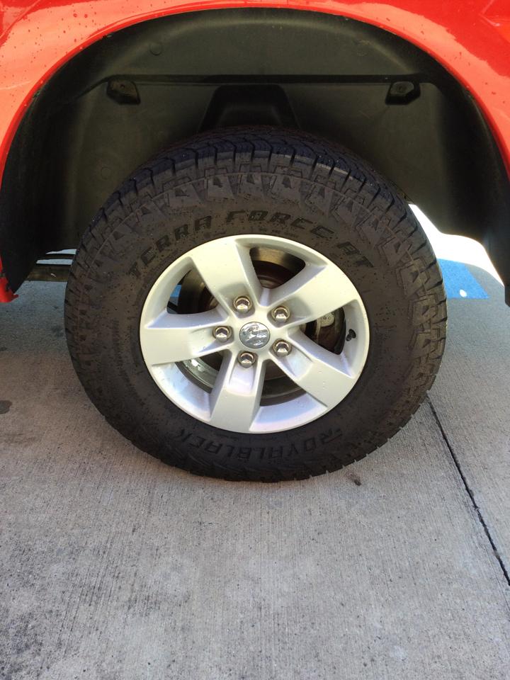 RAM 1500 Classic SLT 4x4 Crew Cab 5'7" Box 2019