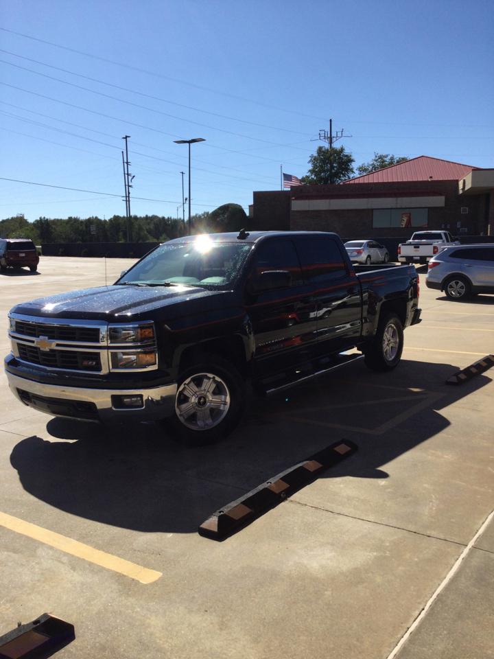 Chevrolet Silverado 1500 4WD Crew Cab 143.5" LT w/2LT 2015