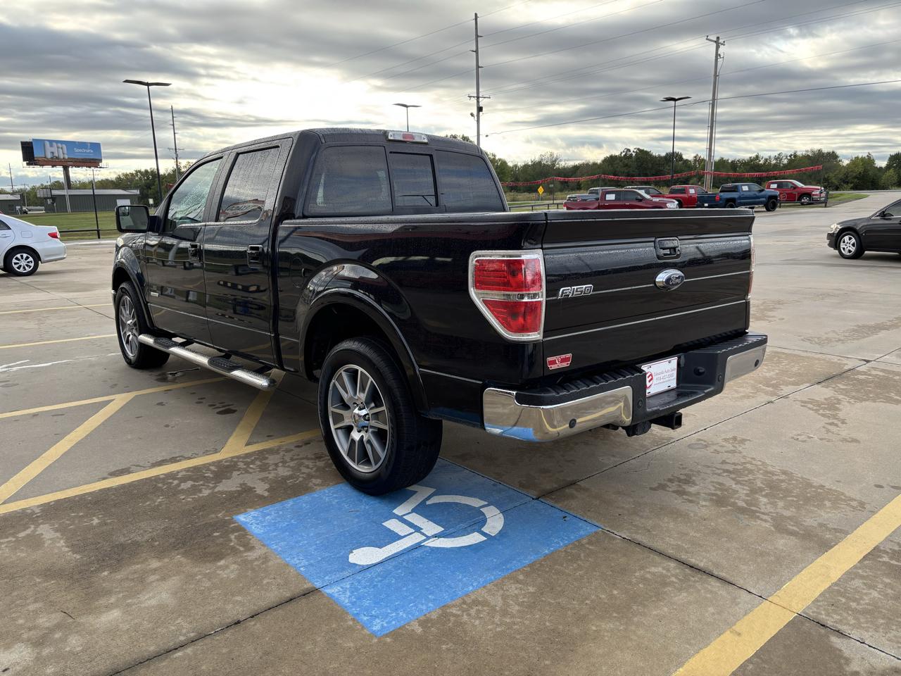 Ford F-150 2WD SuperCab 145" Lariat 2014