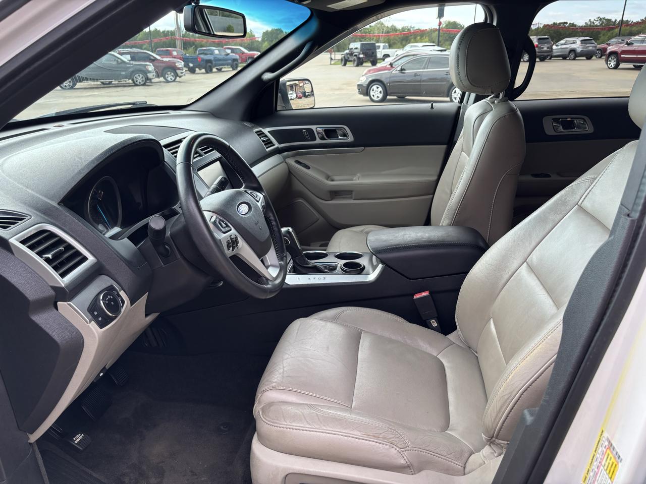 Ford Explorer FWD 4dr XLT 2013