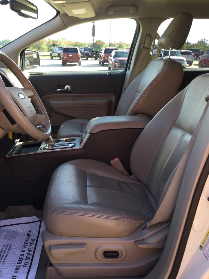 Ford Edge 4dr SEL FWD 2010