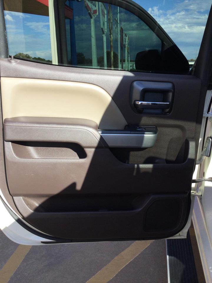 Chevrolet Silverado 1500 4WD Crew Cab 143.5" LTZ w/2LZ 2015