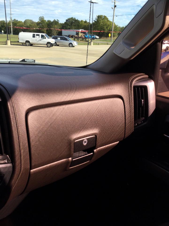 Chevrolet Silverado 1500 4WD Crew Cab 143.5" LTZ w/2LZ 2015