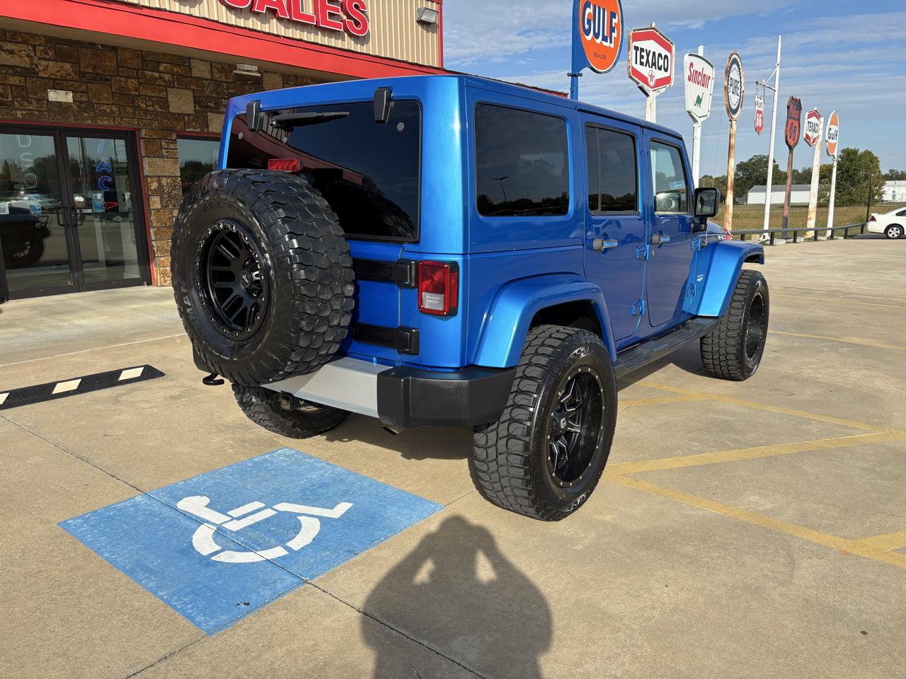 Jeep Wrangler Unlimited 4WD 4dr Sahara 2015