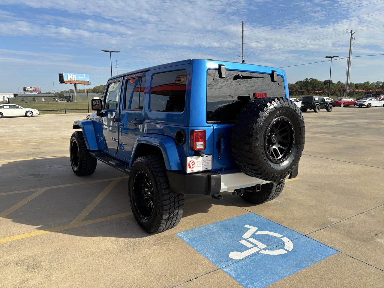 Jeep Wrangler Unlimited 4WD 4dr Sahara 2015