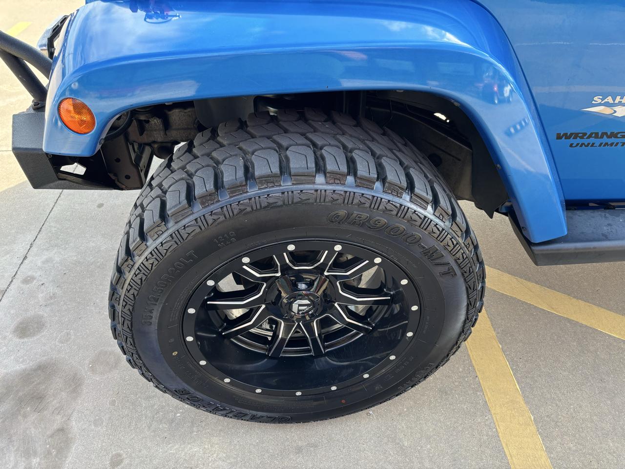 Jeep Wrangler Unlimited 4WD 4dr Sahara 2015