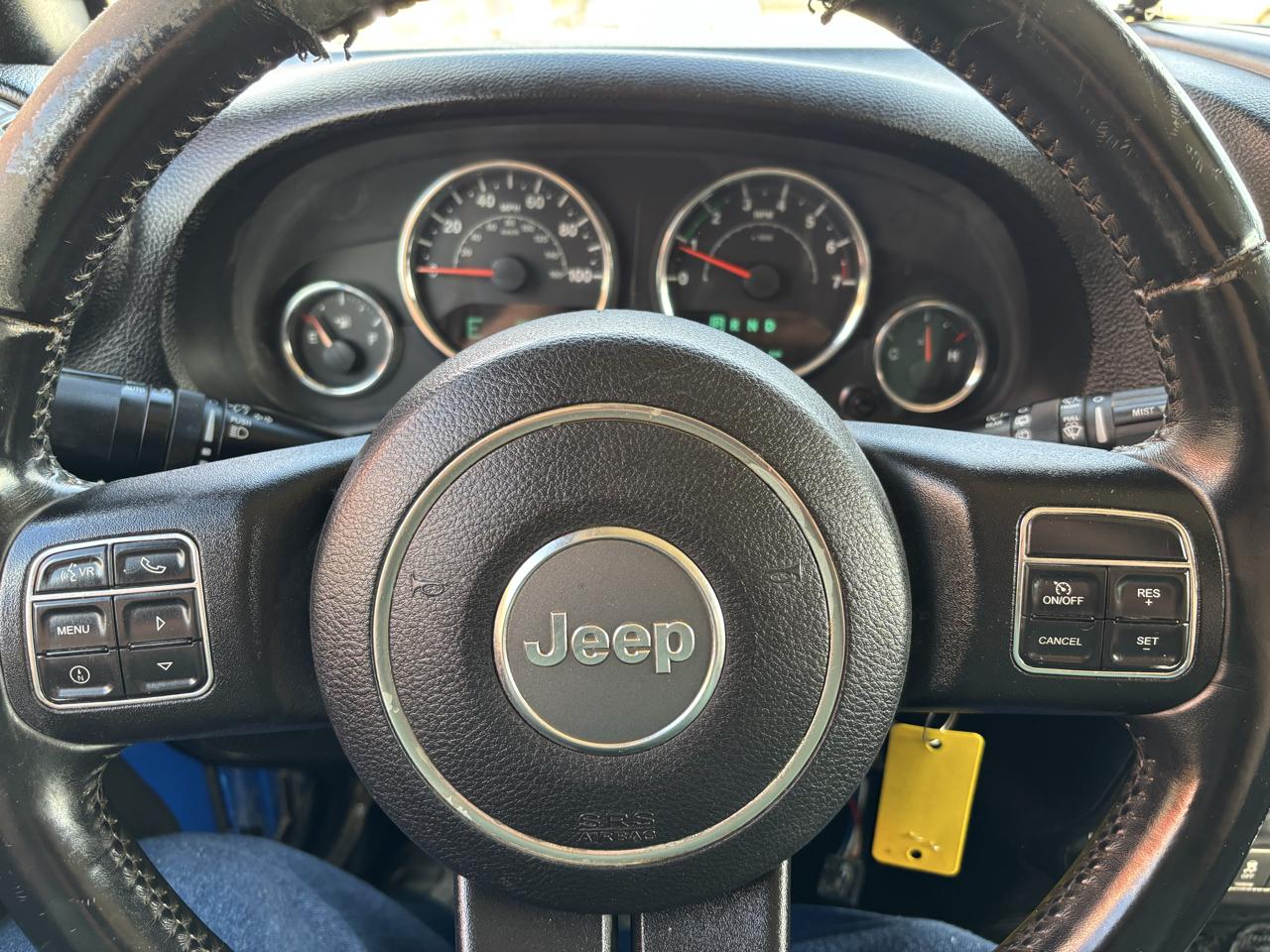 Jeep Wrangler Unlimited 4WD 4dr Sahara 2015