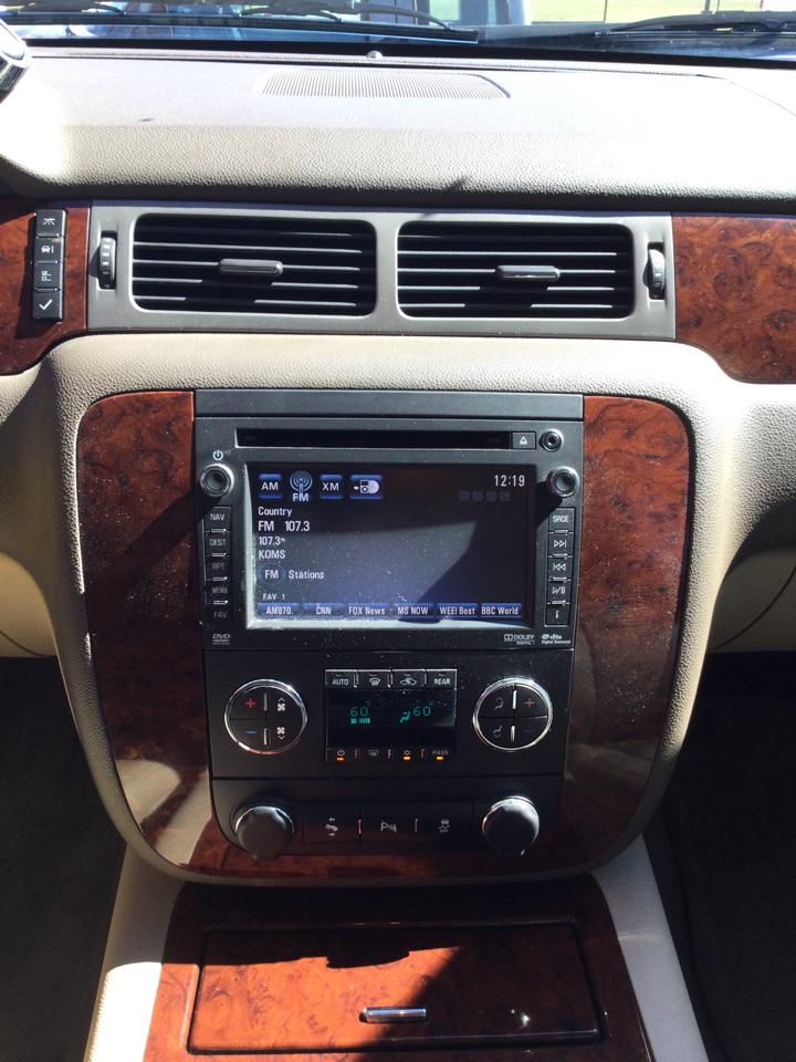 Chevrolet Tahoe 2WD 4dr 1500 LTZ 2012