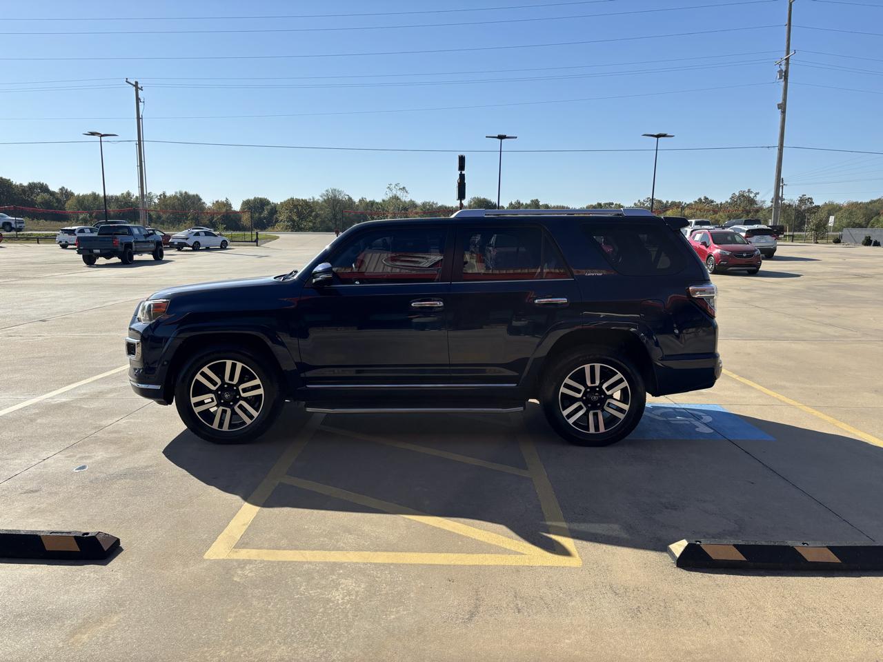 Toyota 4Runner 4WD 4dr V6 Trail Premium (Natl) 2016