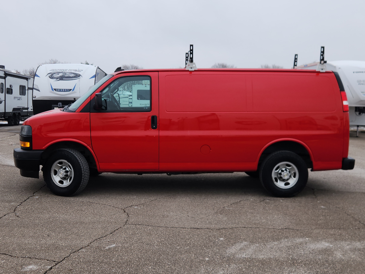 Chevrolet Express Cargo Van RWD 2500 135" 2021