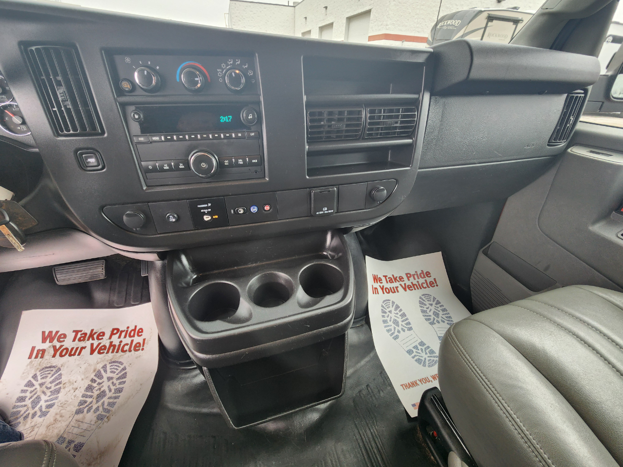 Chevrolet Express Cargo Van RWD 2500 135" 2021