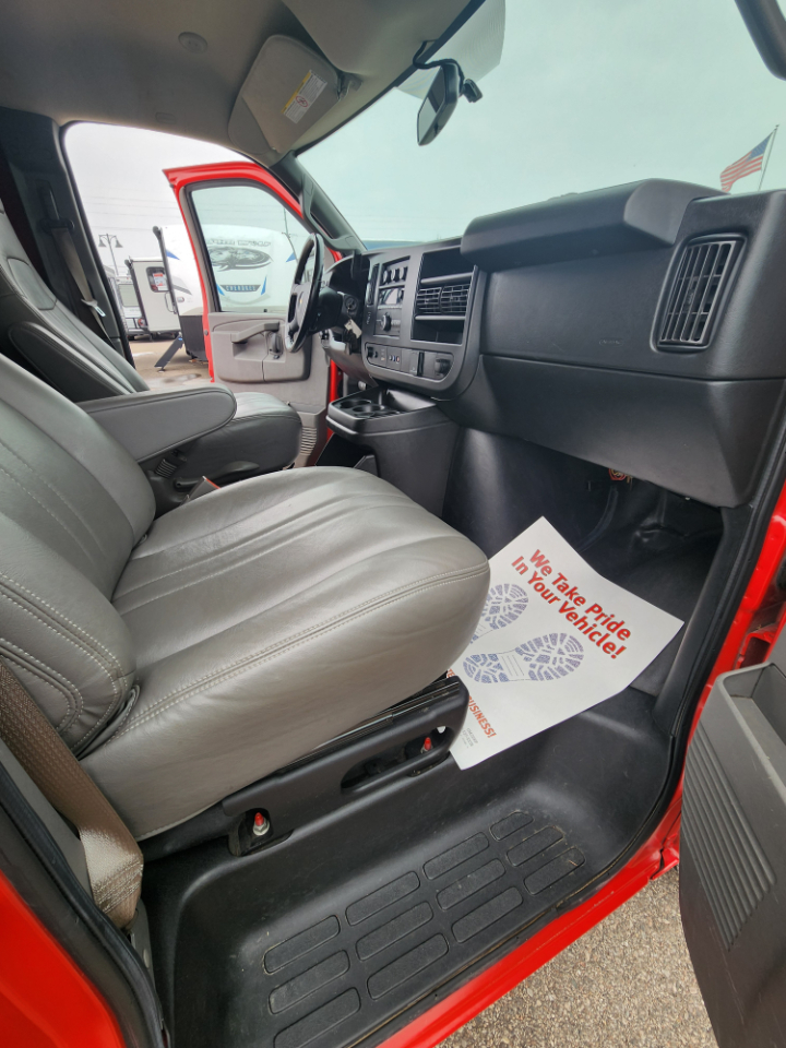 Chevrolet Express Cargo Van RWD 2500 135" 2021