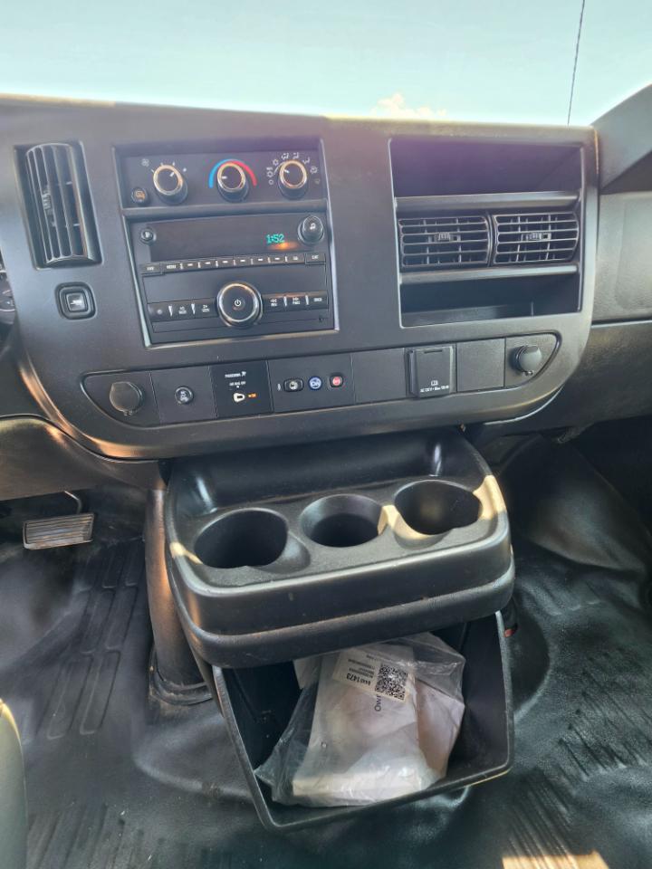 Chevrolet Express Cargo Van RWD 2500 135" 2021