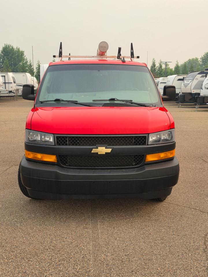 Chevrolet Express Cargo Van RWD 2500 135" 2021