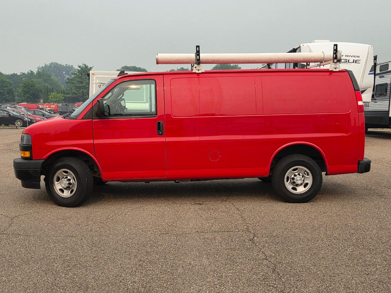Chevrolet Express Cargo Van RWD 2500 135" 2021