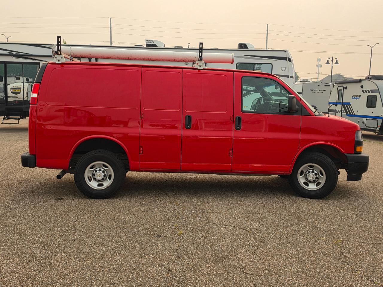 Chevrolet Express Cargo Van RWD 2500 135" 2021