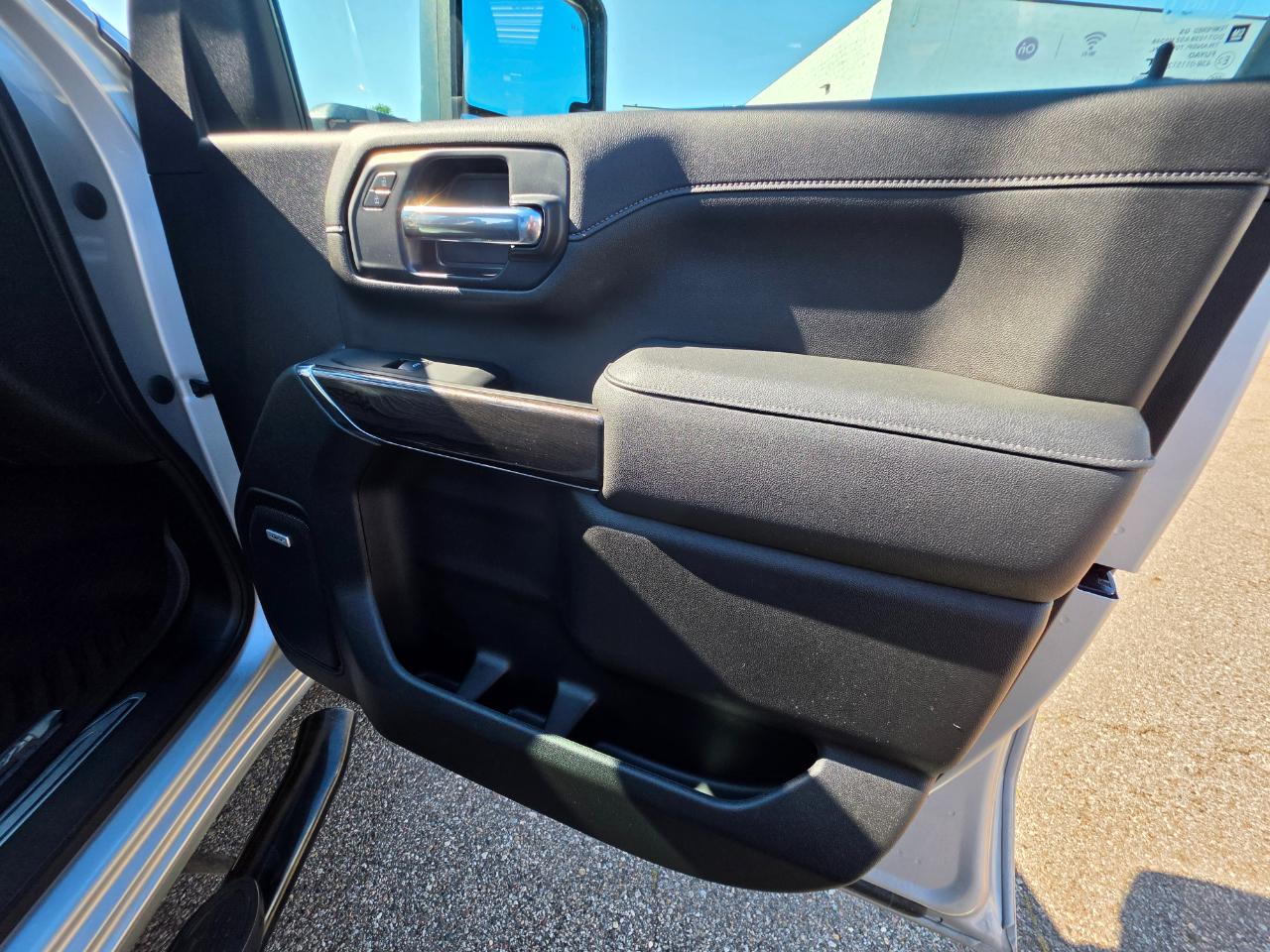 Chevrolet Silverado 2500 Crew Cab  2023