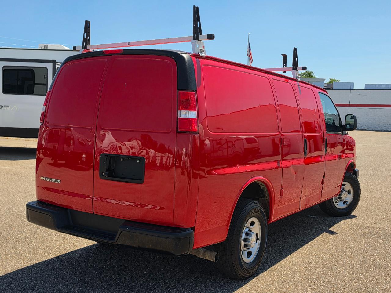 Chevrolet Express Cargo Van RWD 2500 135" 2021