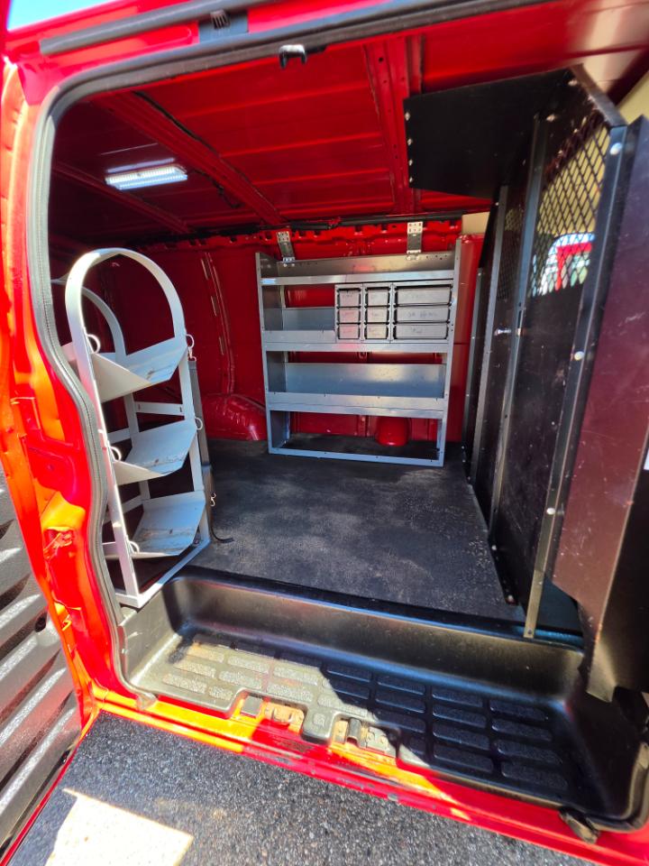 Chevrolet Express Cargo Van RWD 2500 135" 2021