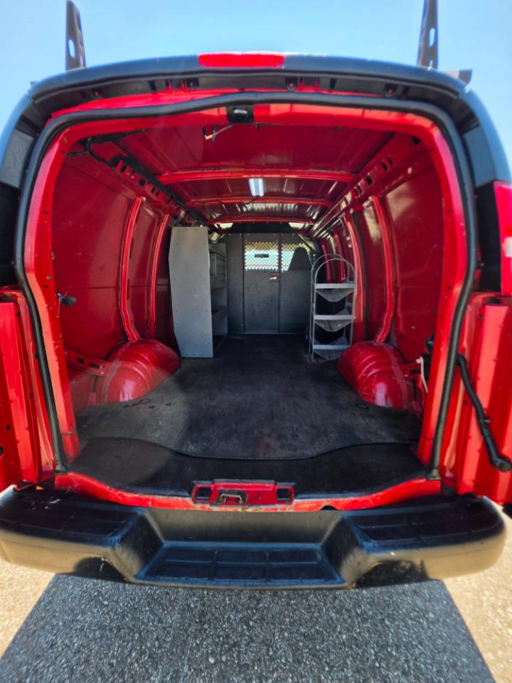 Chevrolet Express Cargo Van RWD 2500 135" 2021
