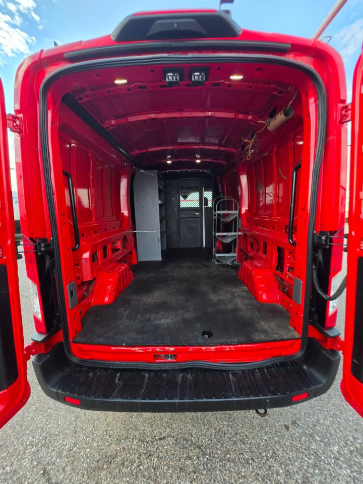 Ford Transit Cargo Van T-150 130" Med Rf 8670 GVWR RWD 2023