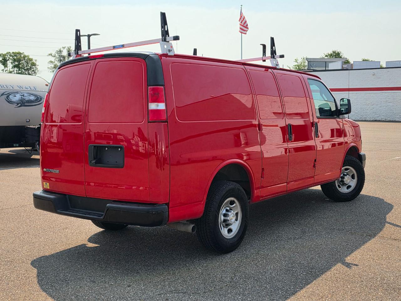Chevrolet Express Cargo Van RWD 2500 135" 2021