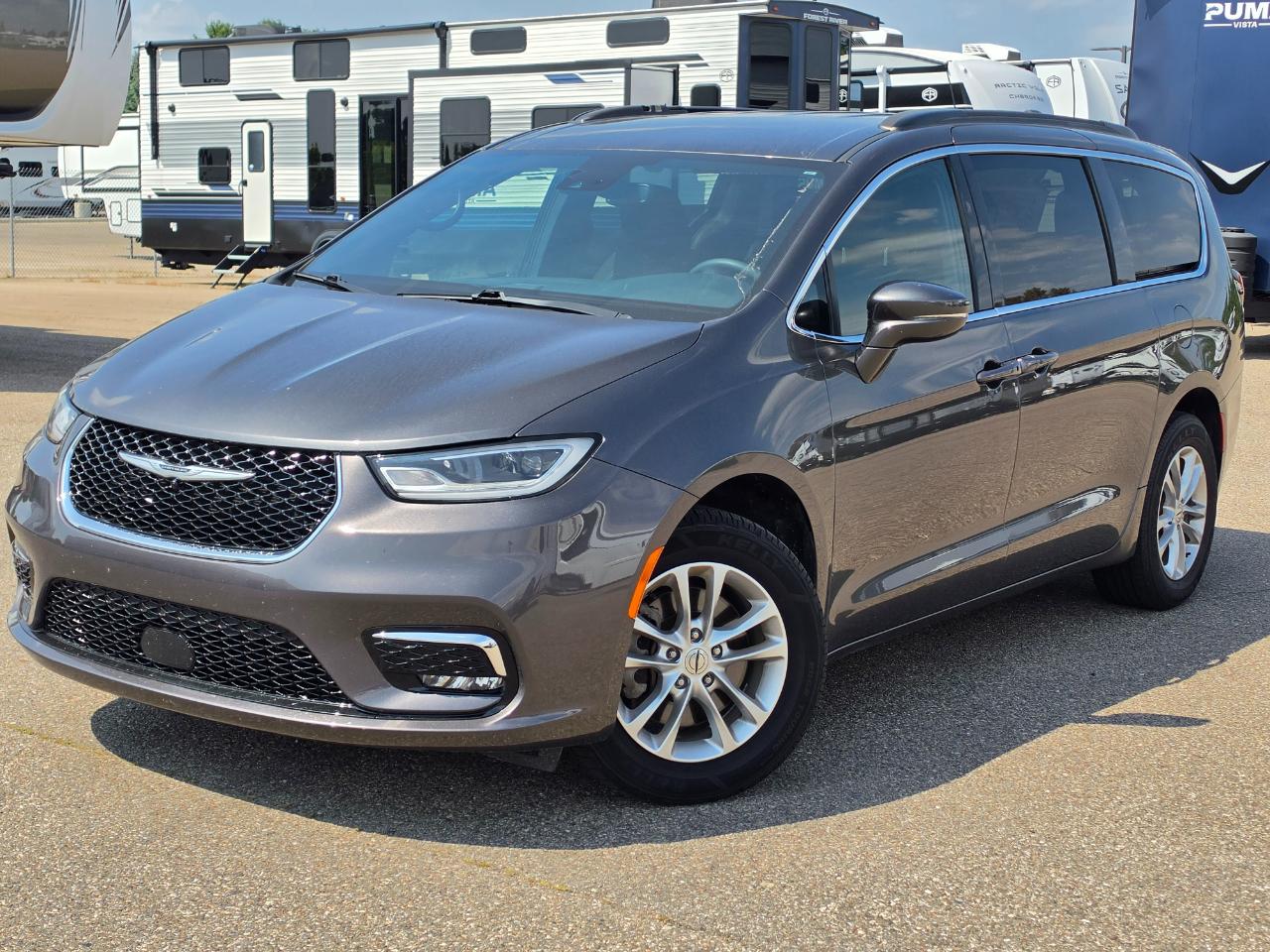 Chrysler Pacifica Touring AWD 2022