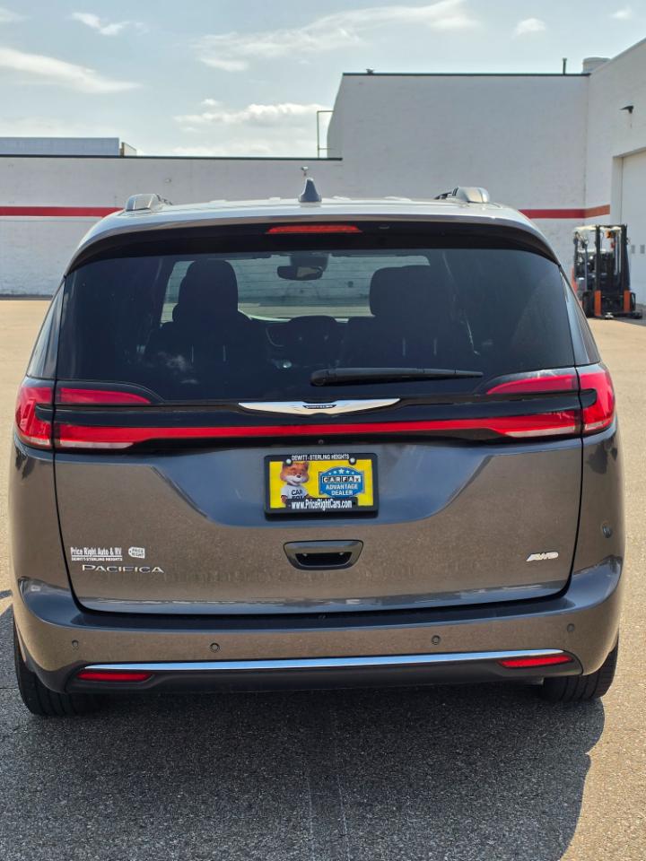 Chrysler Pacifica Touring AWD 2022